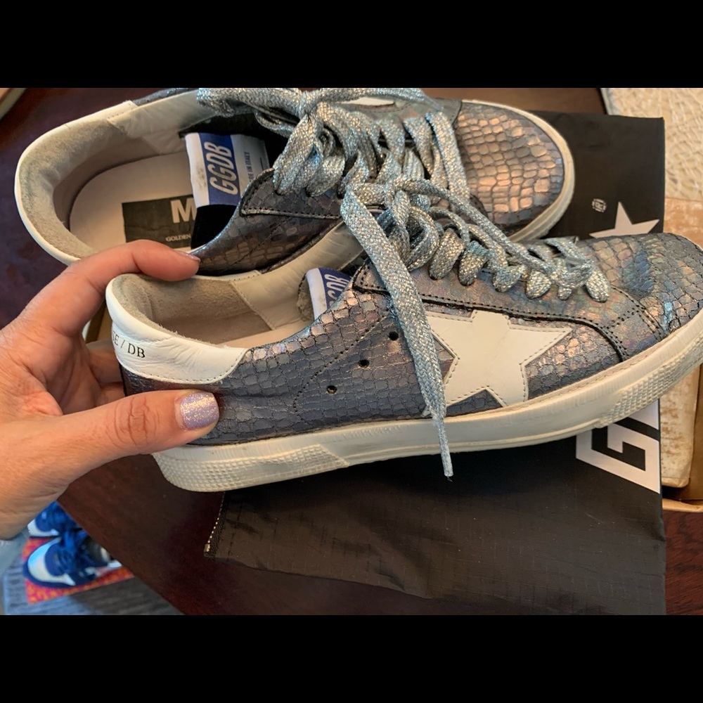 Golden Goose tennis shoes